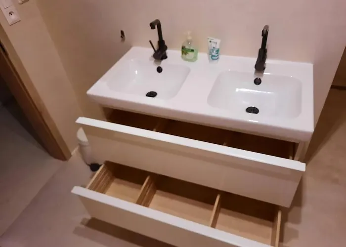 بيت للعطل House Near Danube, *