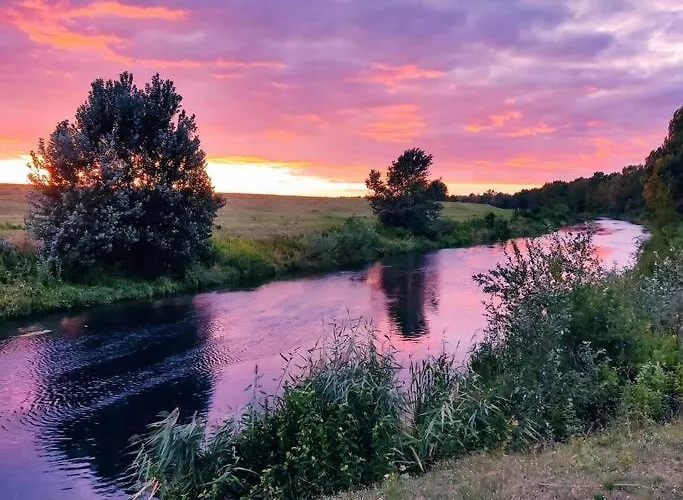 בית נופש House Near Danube,